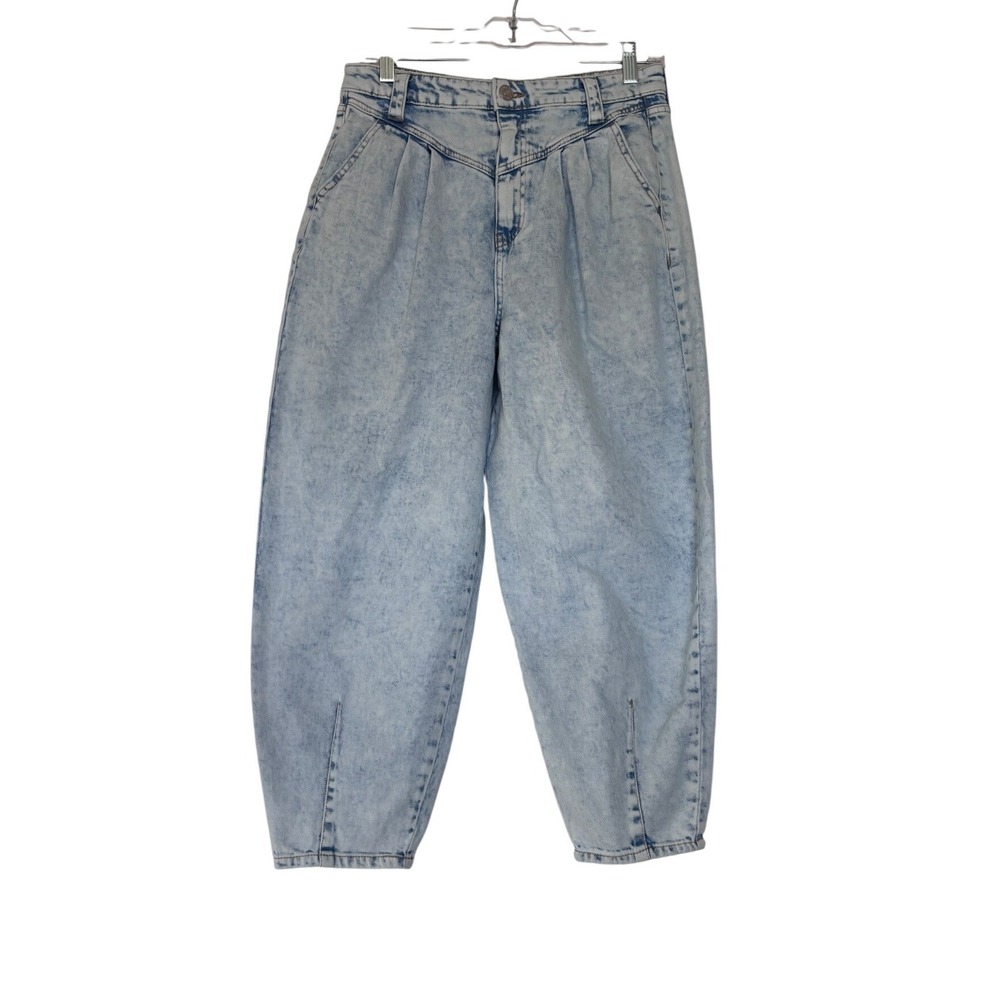 Wild Fable High Rise Balloon/ Barrel Jeans Light Acid Wash Pleated V-Yoke Size 8